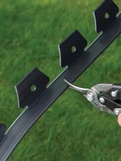 EasyFlex™ No Dig Edging, 50' -Gardening Supplies 8592452 002V 3 4