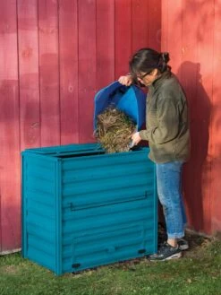 Demeter Metal Compost Bin -Gardening Supplies 8598284 0106 tif