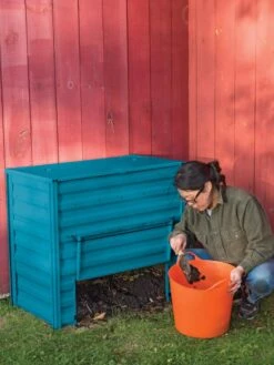 Demeter Metal Compost Bin -Gardening Supplies 8598284 0109 tif