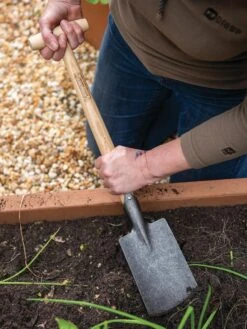 Gardener’s Lifetime Perennial Spade With Short T-Handle 11 Gardener’s Lifetime Perennial Spade With Short T-Handle -Gardening Supplies 8600310 3318 tif