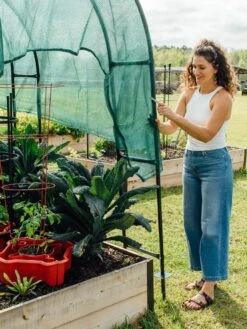 Maxi Garden Shade Fabric -Gardening Supplies 8610372 366 tif